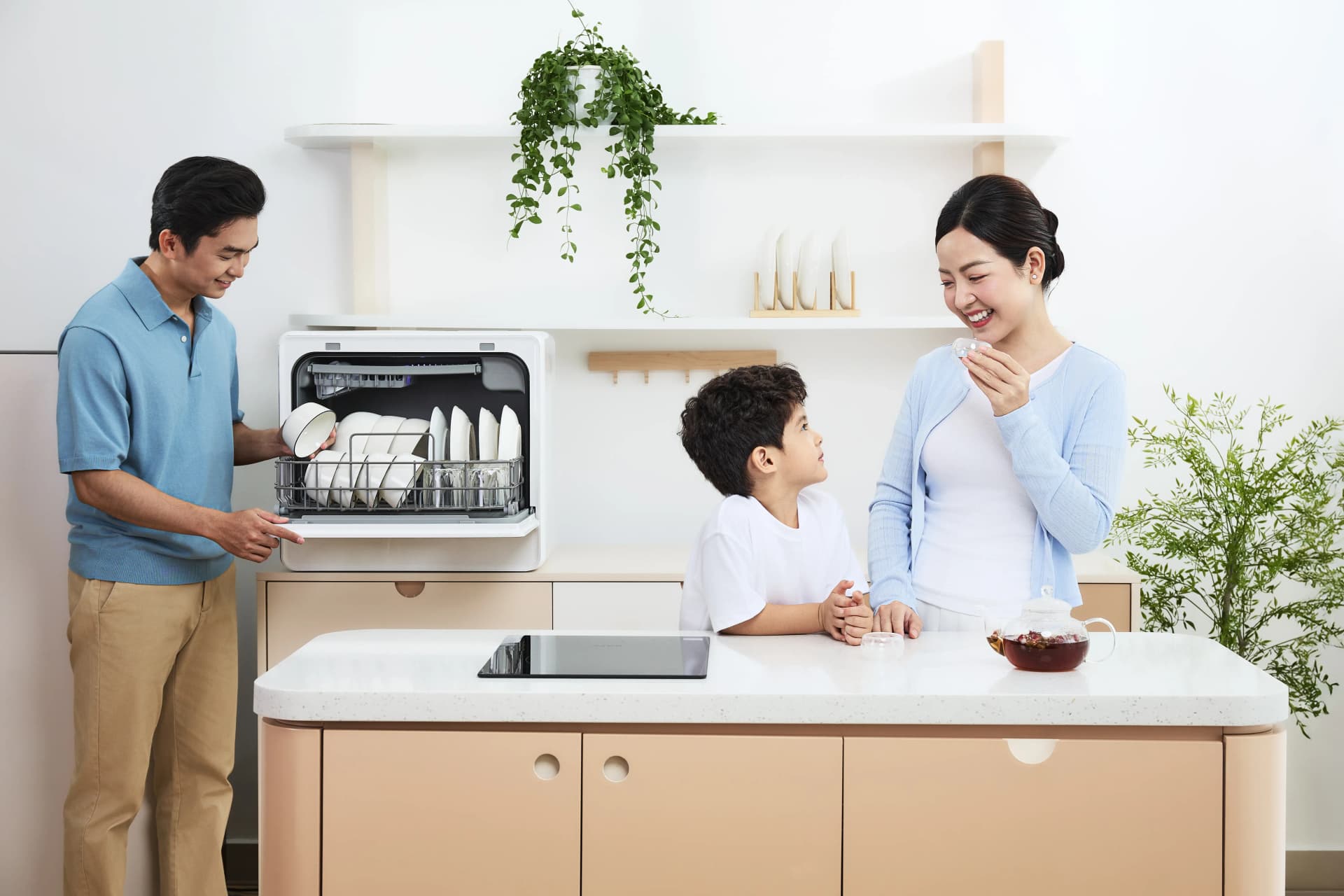 DISH WASHING MACHINE LIFESTYLE PHOTOGRAPHY