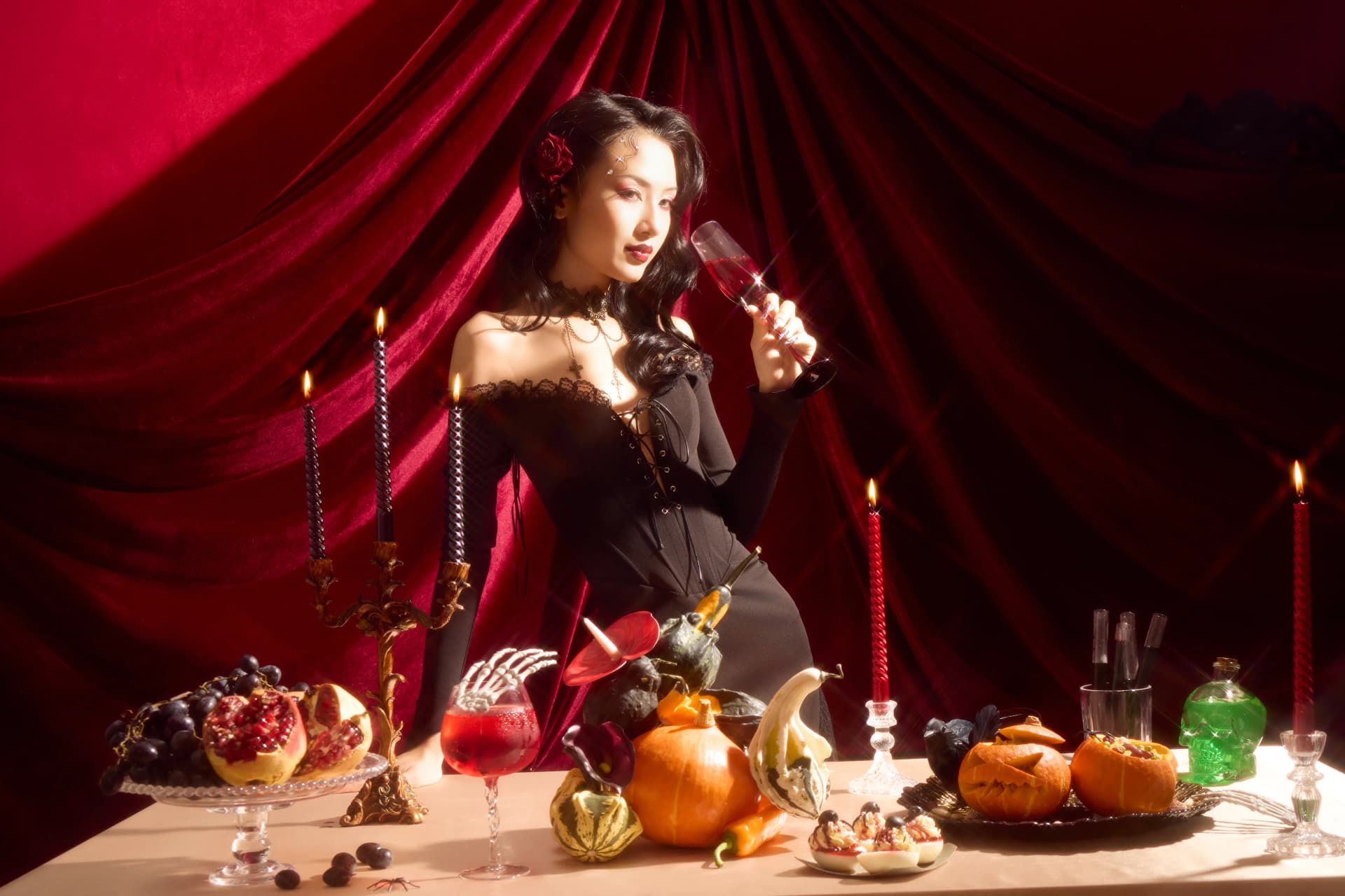 HALLOWEEN VAMPIRE PARTY CONCEPT PHOTOGRAPHY